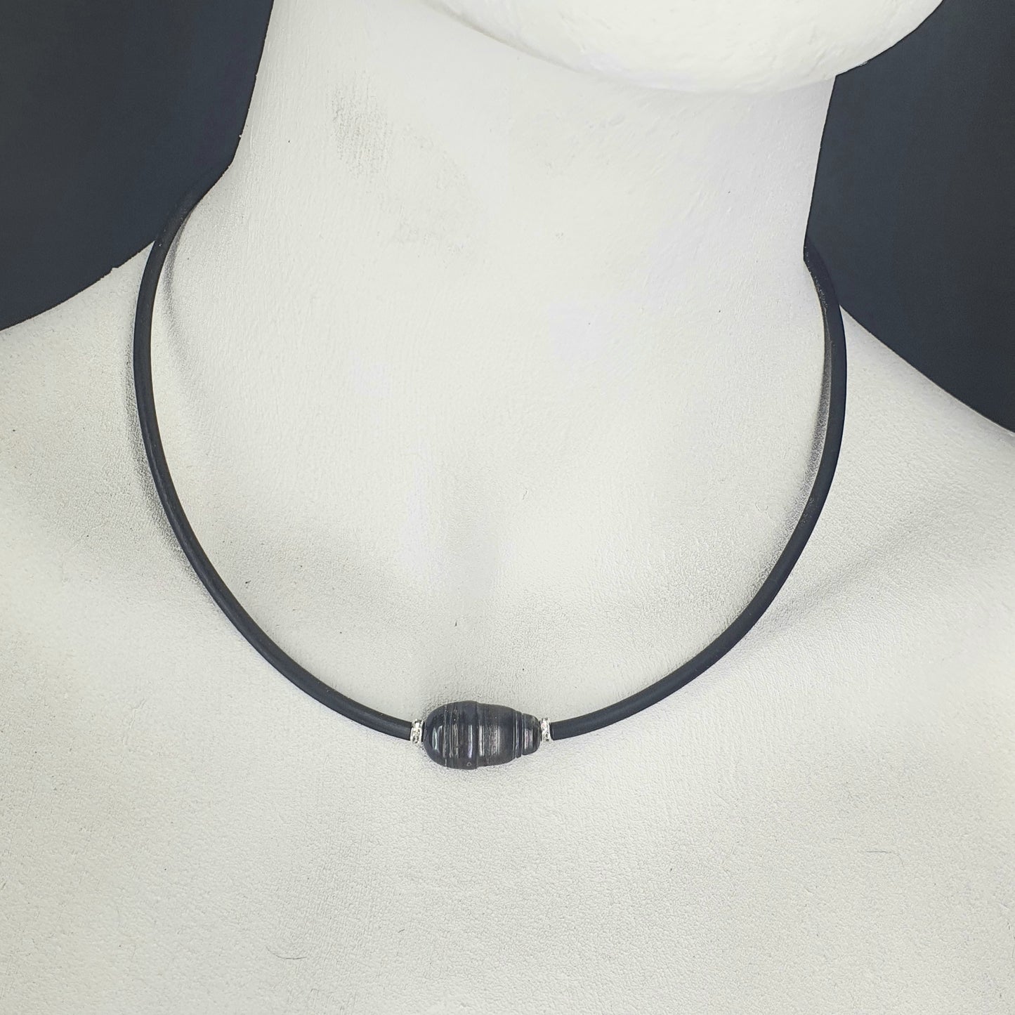 Collar C-31 Perla gris tahitiano