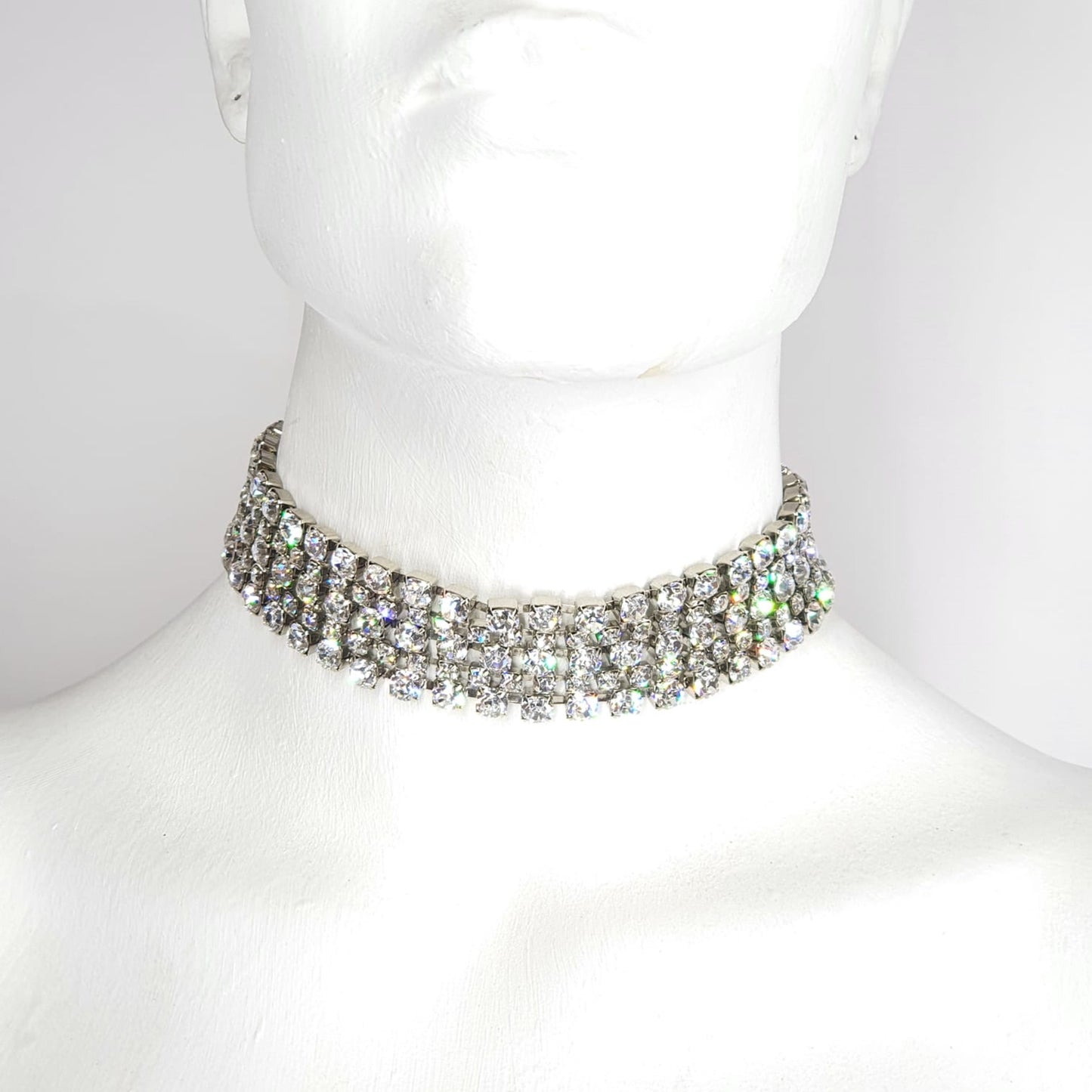 Choker C-24