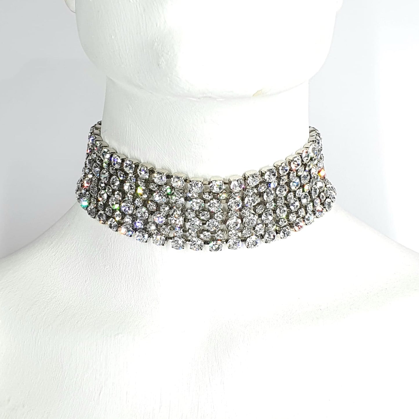 Choker C-26